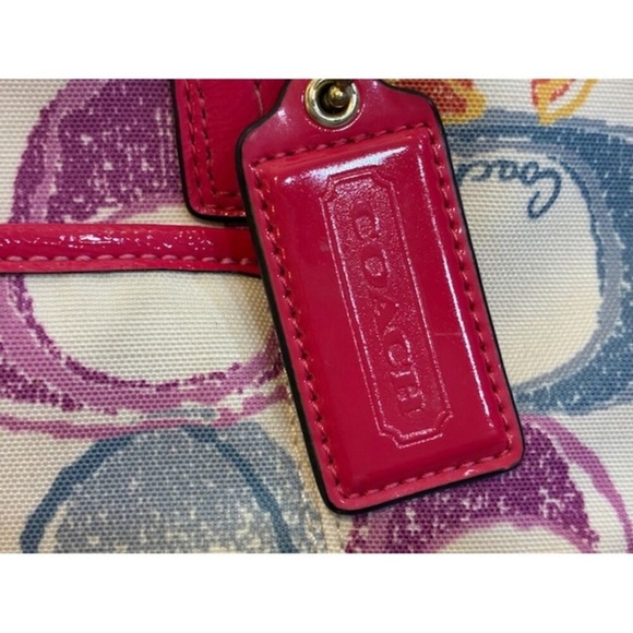 Coach F21910 Signature Scribble
Carryall Bag Colorful, Great Condition! - Picture 6 of 11